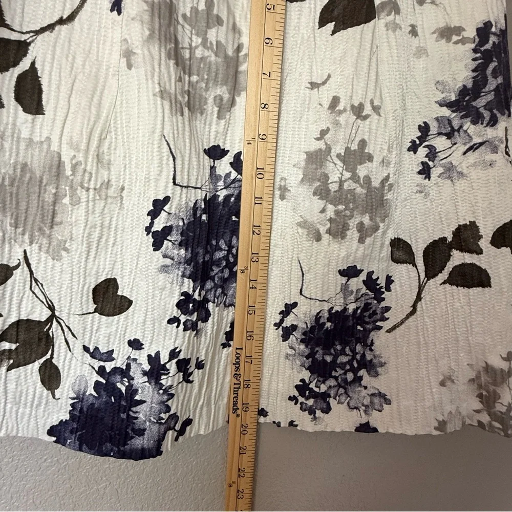 Teri Jon‎ Belted Mini Skirt Floral Size 8 Textured Fabric Above Knee Business